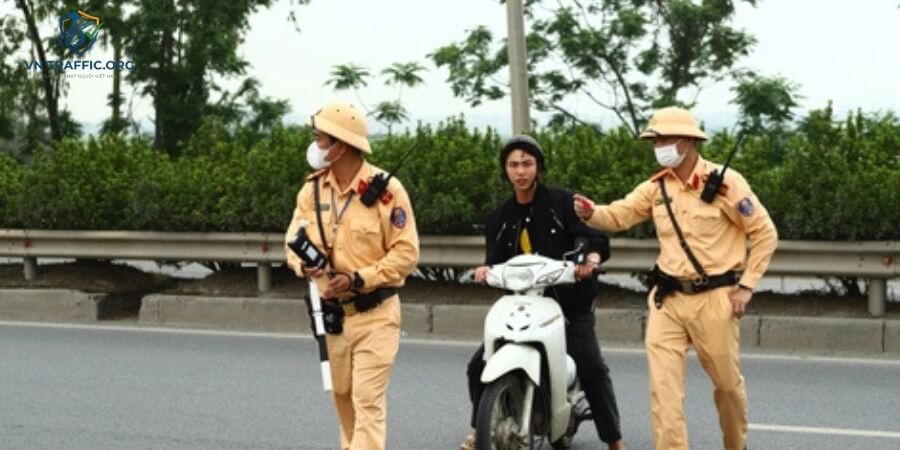 bắn tốc độ xe máy phạt bao nhiêu