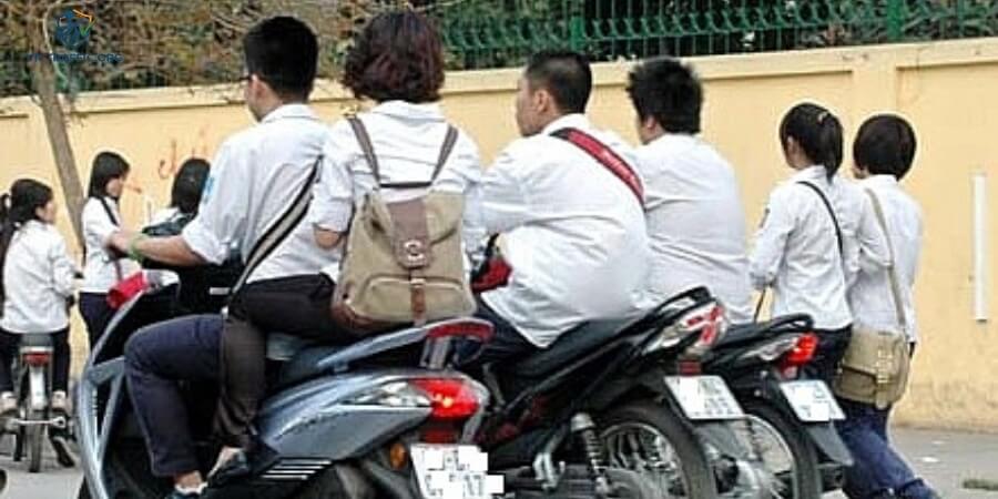 chưa đủ tuổi lái xe phạt bao nhiêu