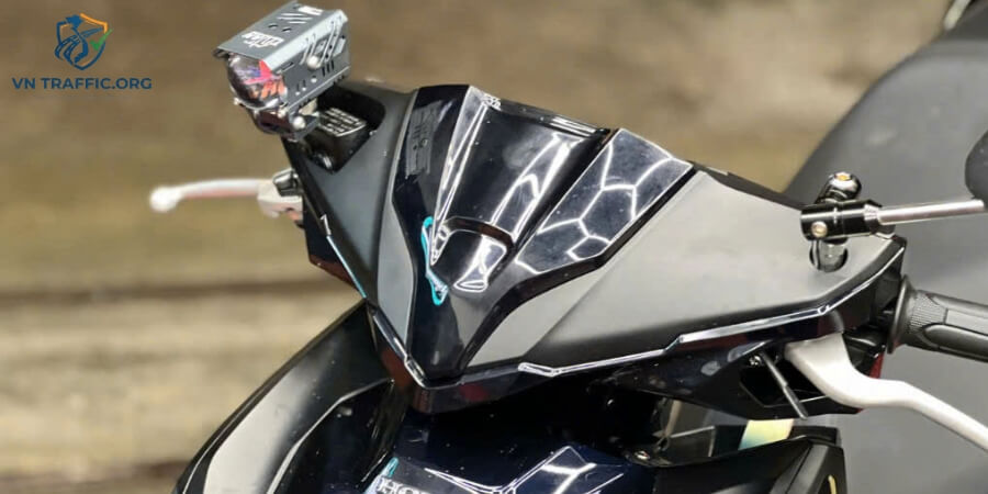 độ đèn xe máy có bị phạt không