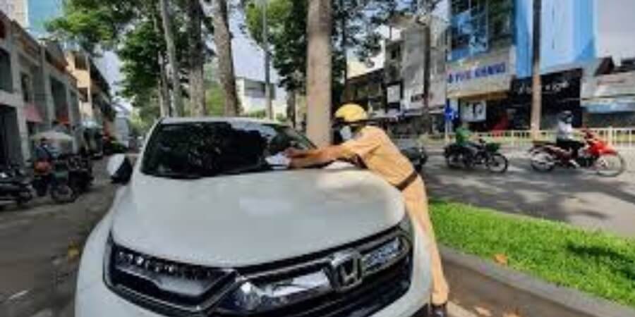 đỗ xe sai quy định phạt bao nhiêu