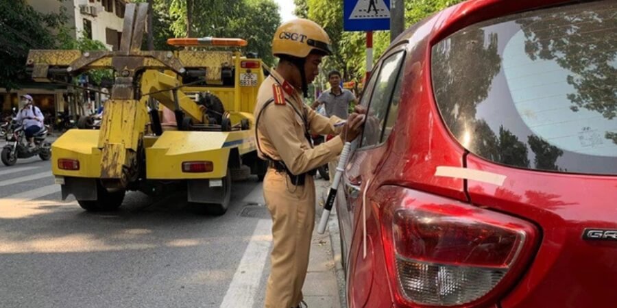 đỗ xe sai quy định phạt bao nhiêu