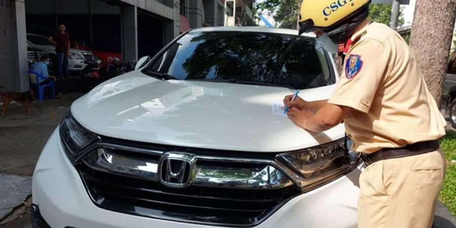 đỗ xe sai quy định phạt bao nhiêu