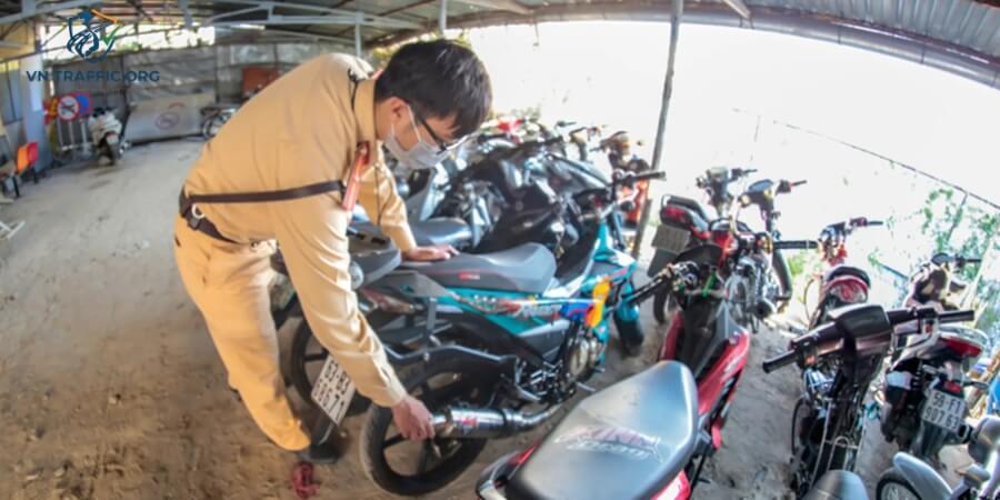 lỗi thay đổi kết cấu xe máy phạt bao nhiêu