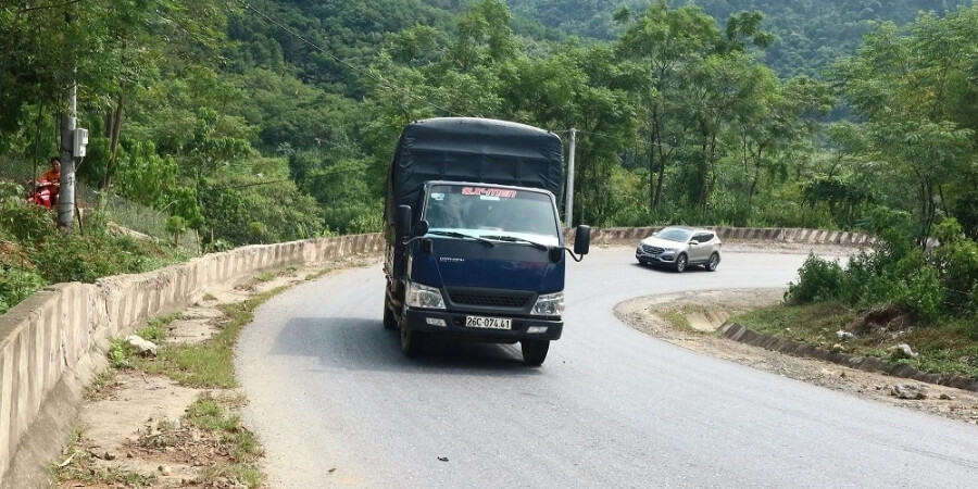 lỗi cấm vượt ô tô phạt bao nhiêu