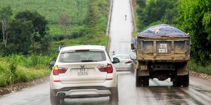 lỗi chuyển hướng ô tô