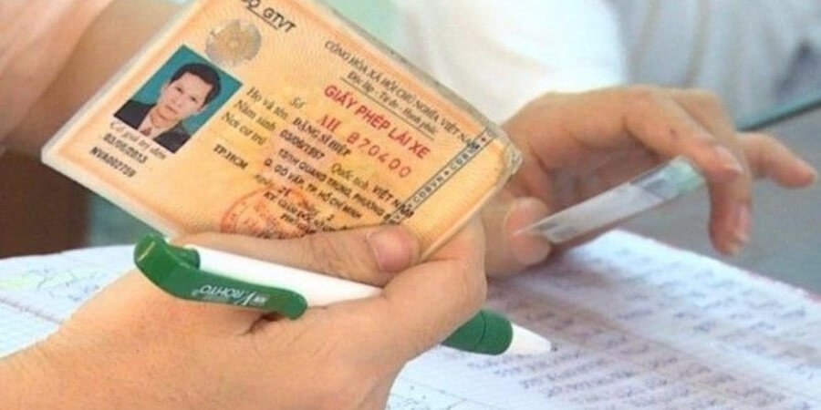 lỗi không bằng lái xe ô tô phạt bao nhiêu