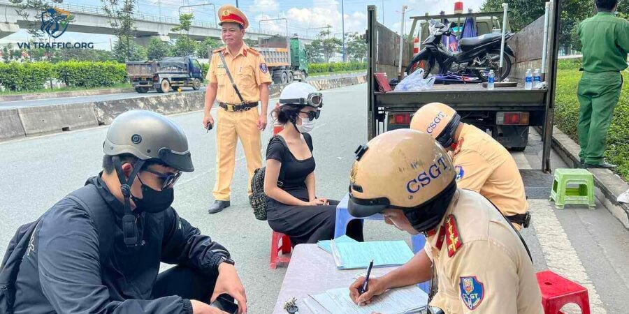 bắn tốc độ xe máy phạt bao nhiêu