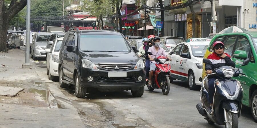 đỗ xe sai quy định phạt bao nhiêu
