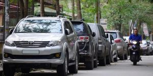 đậu xe trong hẻm có bị phạt không