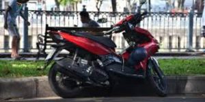 lỗi để xe máy dưới lòng đường phạt bao nhiêu