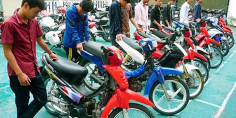 thay đổi tem xe máy có bị phạt không